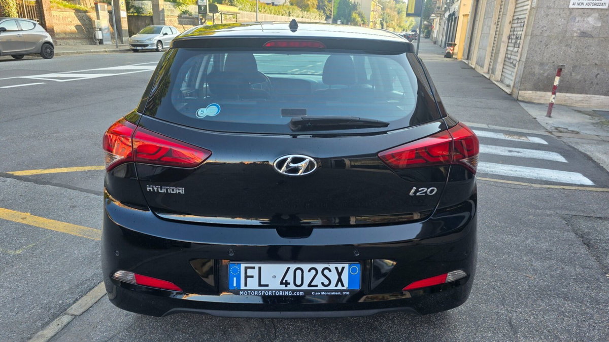 Hyundai i20 1.1 CRDi 12V 5 porte Style (5)