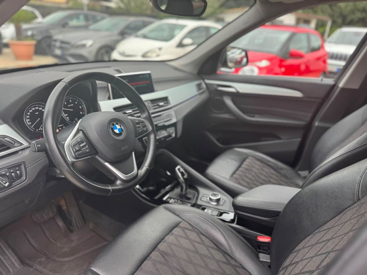 BMW X1 sDrive18d xLine Plus (10)