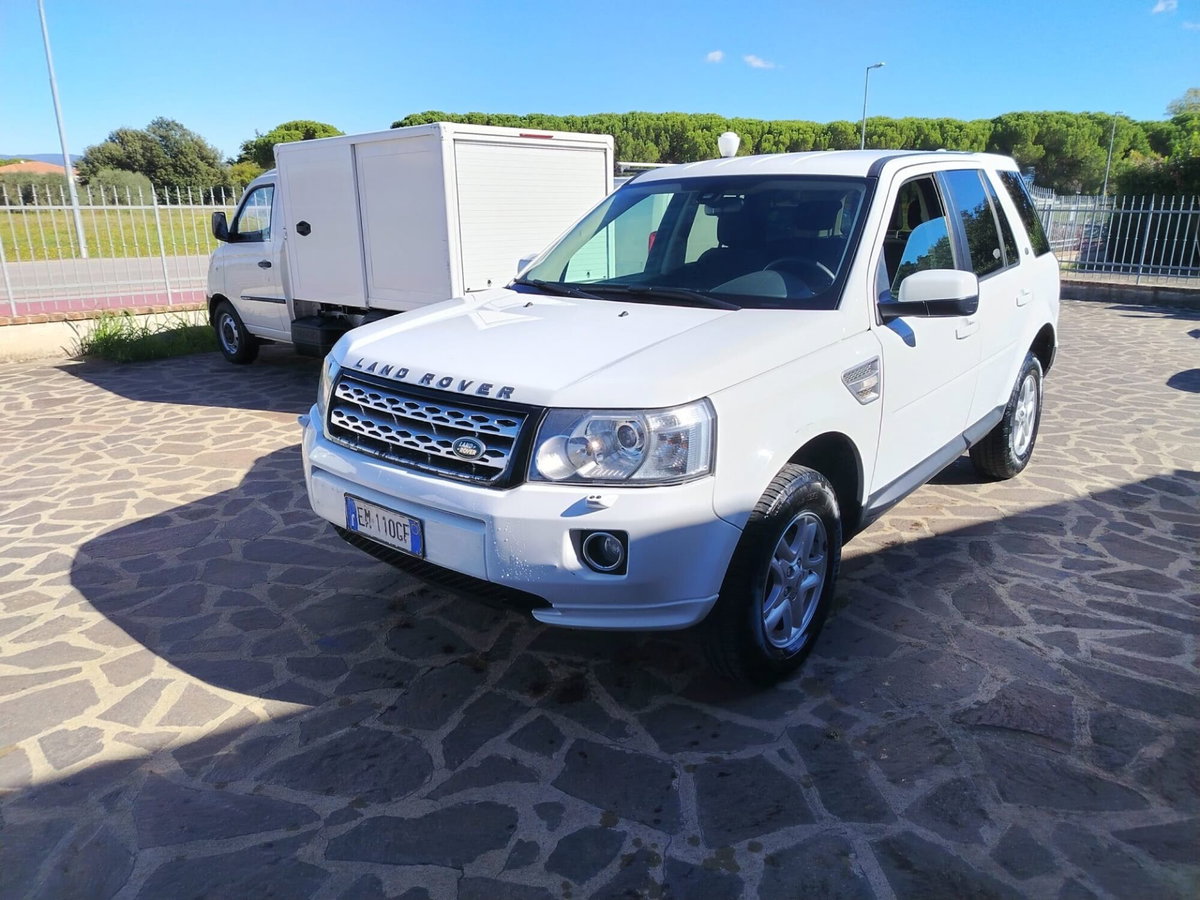 Land Rover Freelander 2.2 TD4 S.W. SE (2)