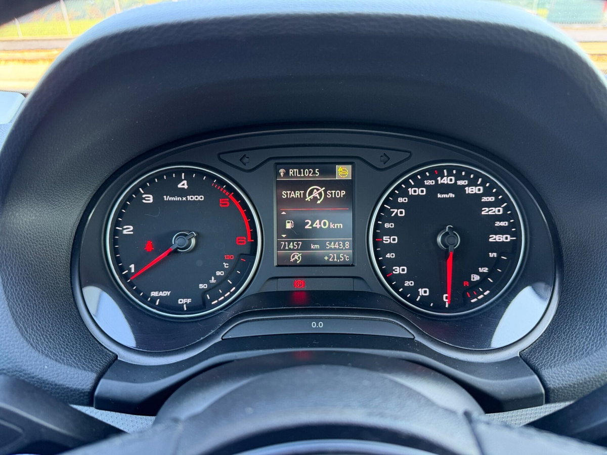 Audi Q2 Q2 30 TDI (15)