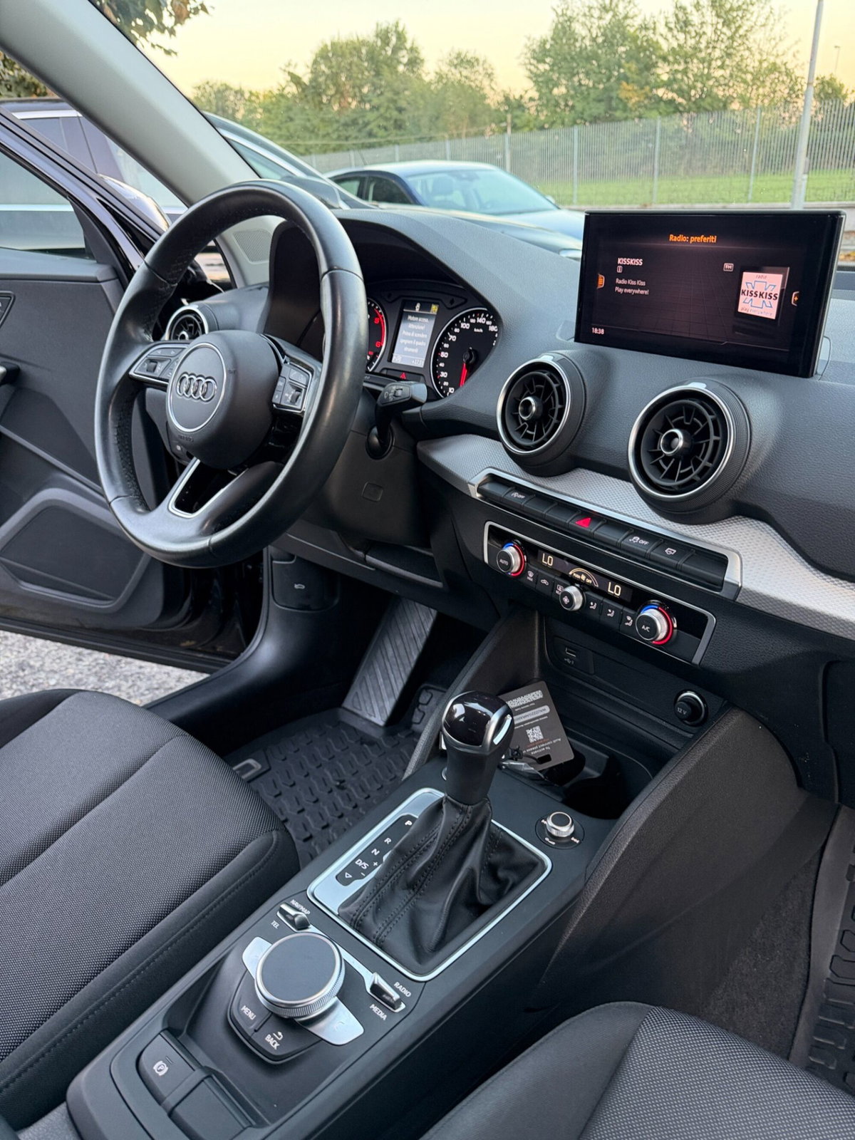 Audi Q2 Q2 30 TDI S tronic Business (14)