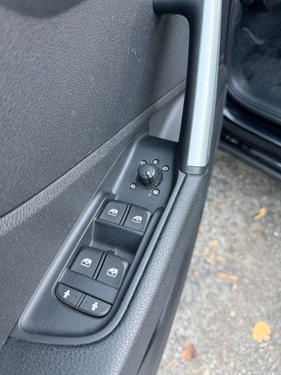 Audi Q2 Q2 30 TDI S tronic Business (9)