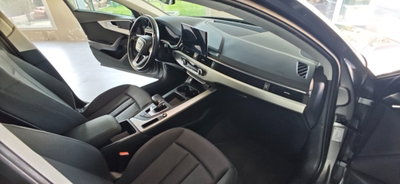 Audi A4 Avant 30 TDI/136 CV S tronic Business Advanced (17)