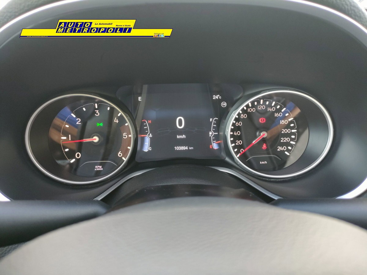 Jeep Compass 1.6 Multijet II 2WD Limited (13)