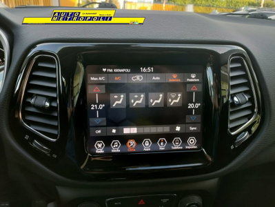 Jeep Compass 1.6 Multijet II 2WD Limited (15)