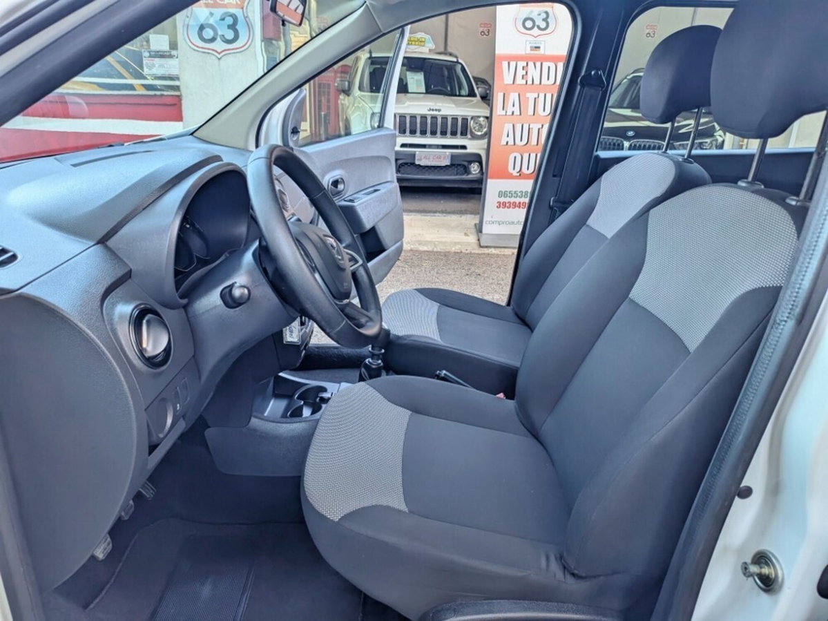 Dacia Lodgy 1.5 Blue dCi 8V 95CV 7 posti Comf.SL DaciaPlus (12)