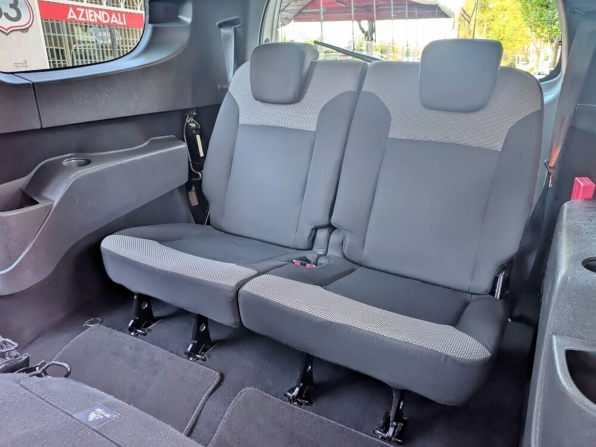 Dacia Lodgy 1.5 Blue dCi 8V 95CV 7 posti Comf.SL DaciaPlus (9)