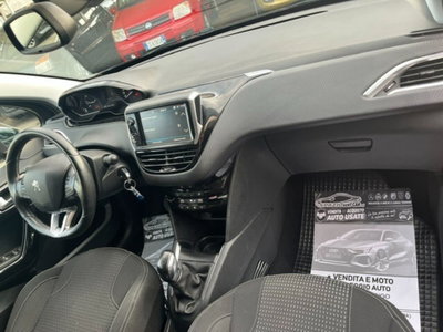 Peugeot 208 82 5 porte Allure (11)