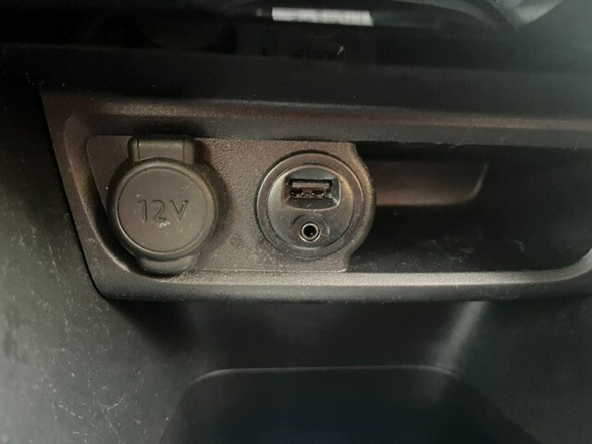 Peugeot 208 82 5 porte Allure (12)