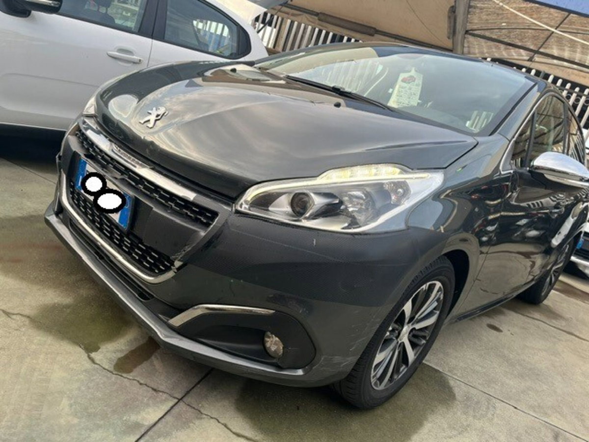 Peugeot 208 82 5 porte Allure (5)