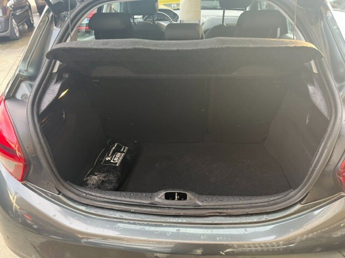 Peugeot 208 82 5 porte Allure (7)
