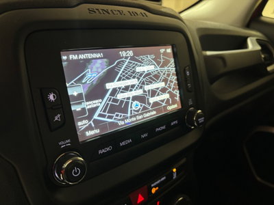 Jeep Renegade 1.6 Mjt 120 CV Limited (15)