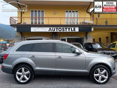 Audi Q7 3.0 V6 TDI 240 CV clean diesel quattro tiptronic (6)
