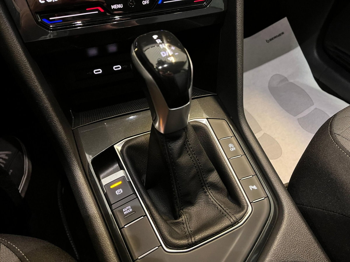 Volkswagen Tiguan 2.0 TDI 150 CV SCR DSG 4MOTION Life (14)