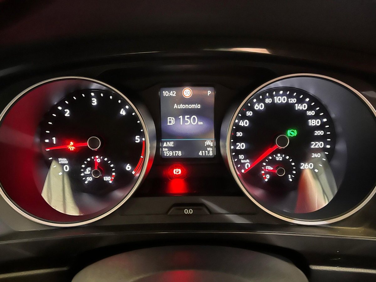 Volkswagen Tiguan 2.0 TDI 150 CV SCR DSG 4MOTION Life (15)