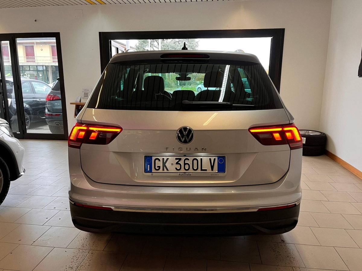 Volkswagen Tiguan 2.0 TDI 150 CV SCR DSG 4MOTION Life (6)