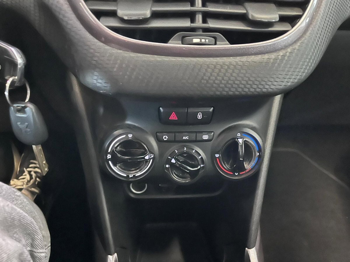 Peugeot 2008 e-HDi 92 CV Stop&Start Active (13)