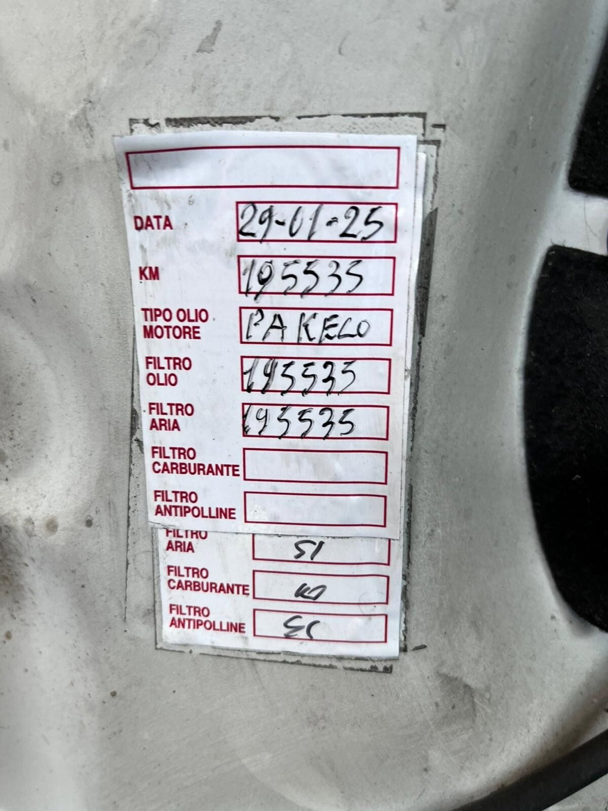 Peugeot 2008 e-HDi 92 CV Stop&Start Active (17)