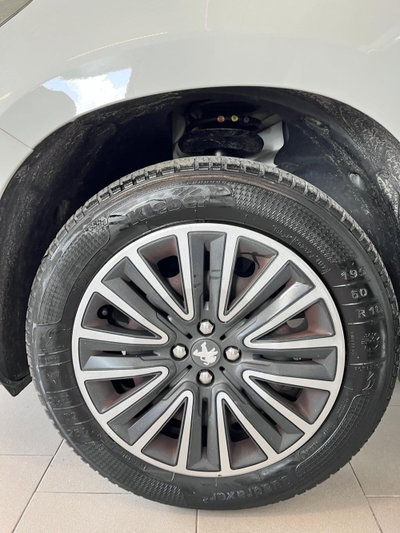 Peugeot 2008 e-HDi 92 CV Stop&Start Active (7)