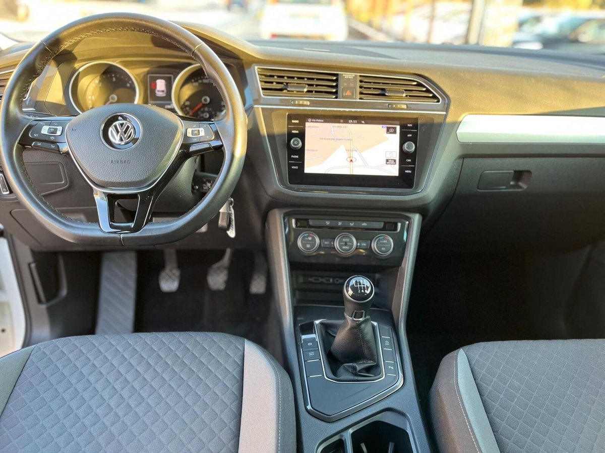Volkswagen Tiguan 1.6 TDI SCR Urban BlueMotion Technology (12)