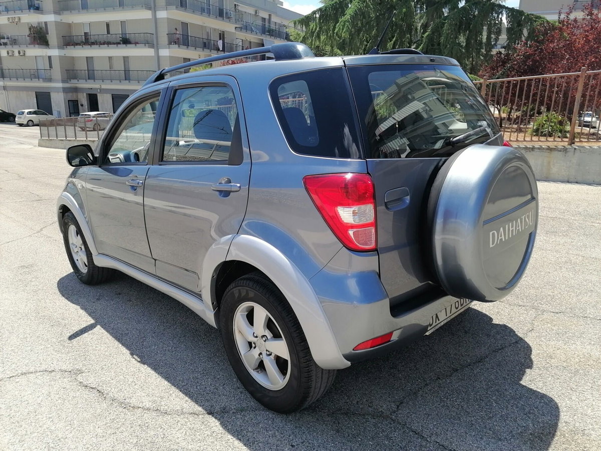 Daihatsu Terios 1.5 4WD Sho Green Powered (4)
