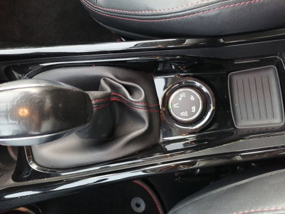 Peugeot 2008 100 GT Line (20)