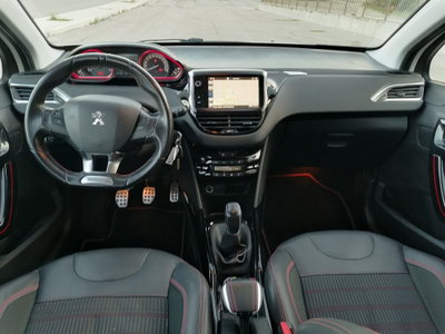 Peugeot 2008 100 GT Line (8)