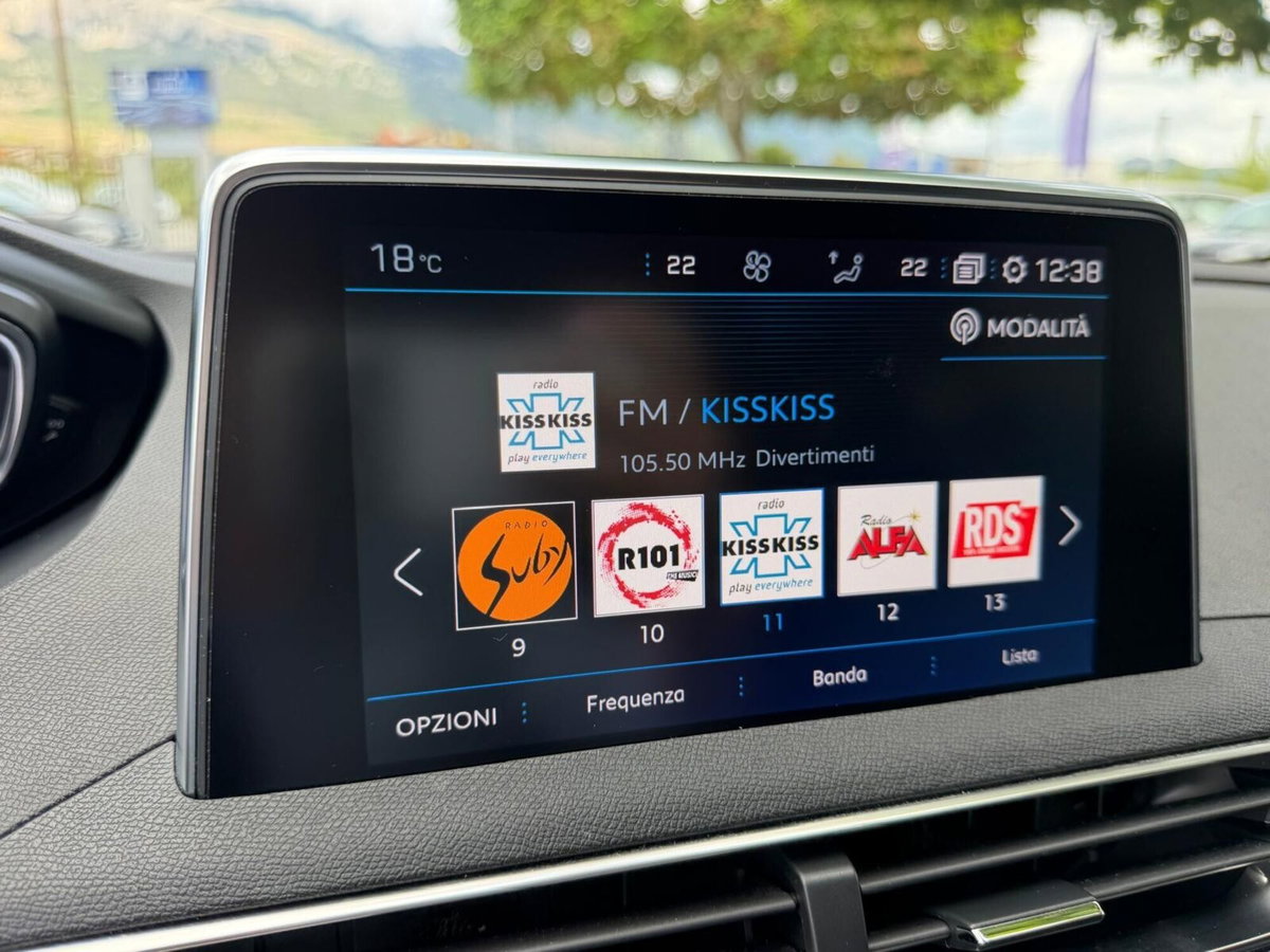 Peugeot 3008 BlueHDi 130 S&S EAT8 Allure Pack (17)