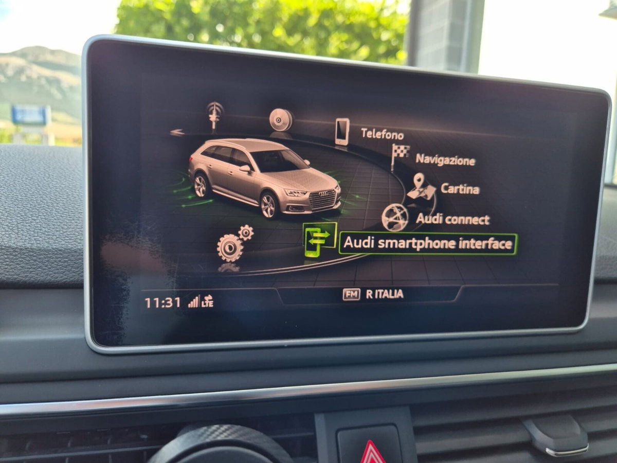Audi A4 Avant 40 TDI quattro S tronic S line edition (12)
