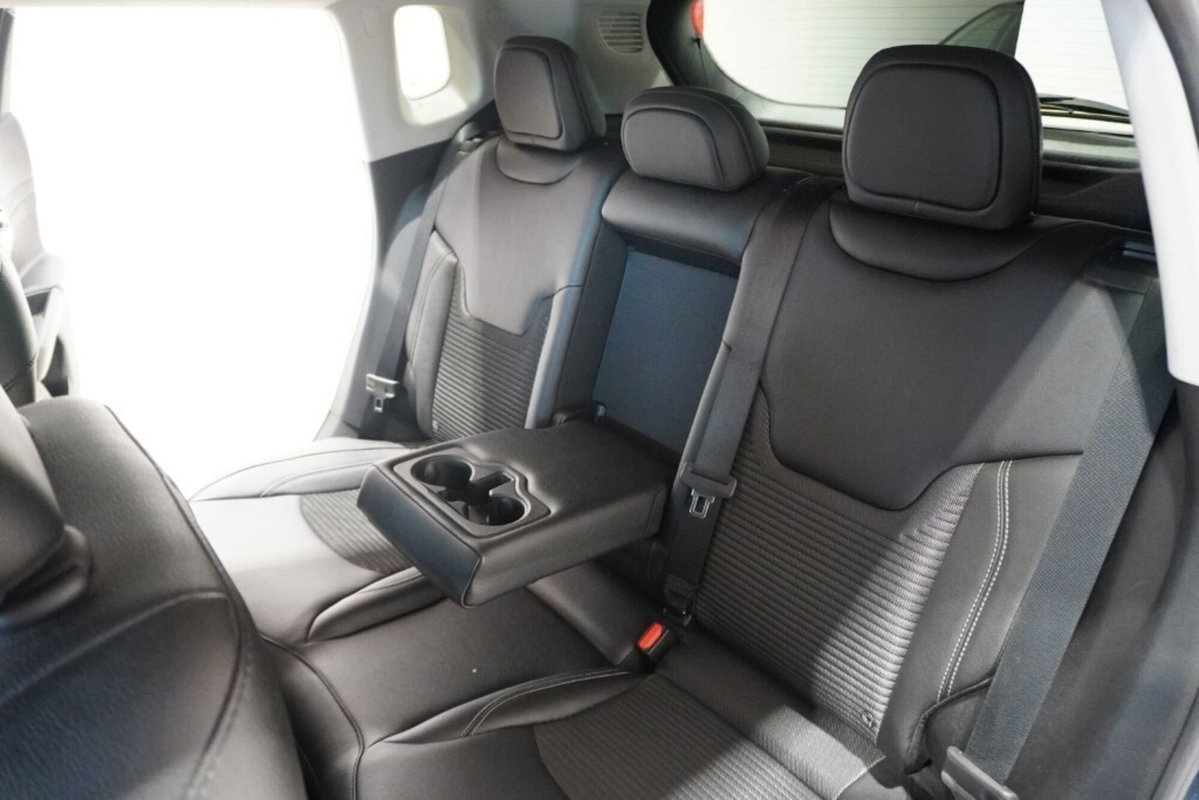 Jeep Compass 1.6 Multijet II 2WD Limited (13)