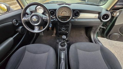 MINI Mini Clubman 1.6 16V Cooper D Clubman (6)