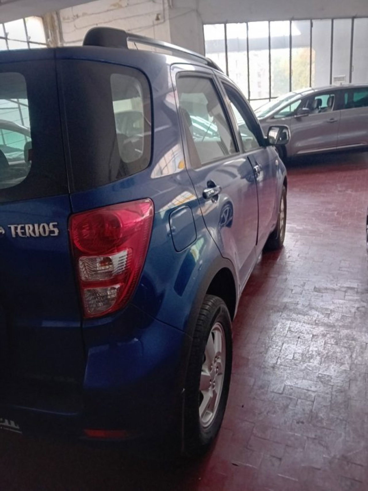 Daihatsu Terios 1.5 4WD CX (2)