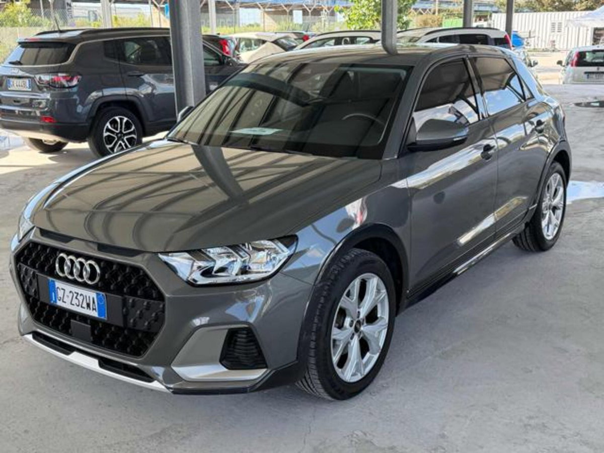 Audi A1 allstreet allstreet 30 TFSI S tronic Identity Contrast