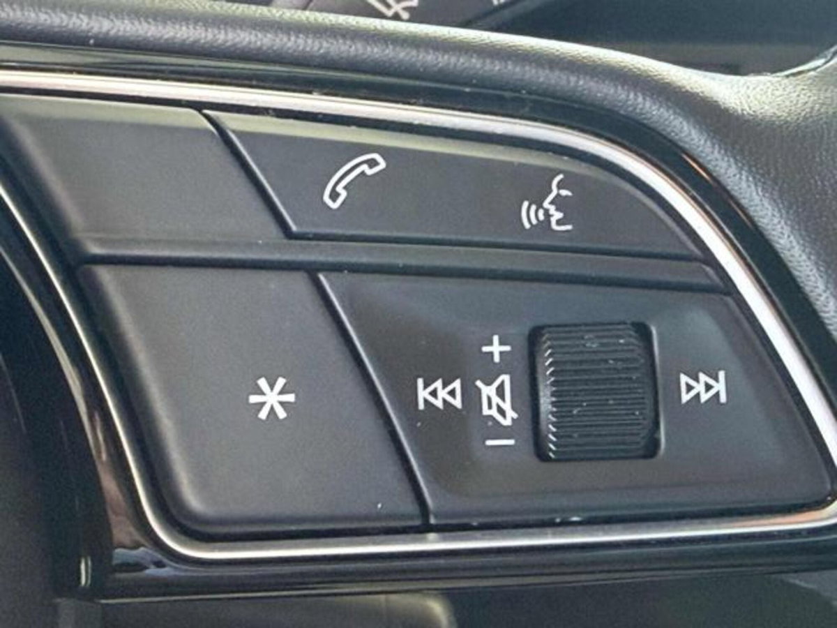 Audi A1 allstreet allstreet 30 TFSI S tronic Identity Contrast (13)