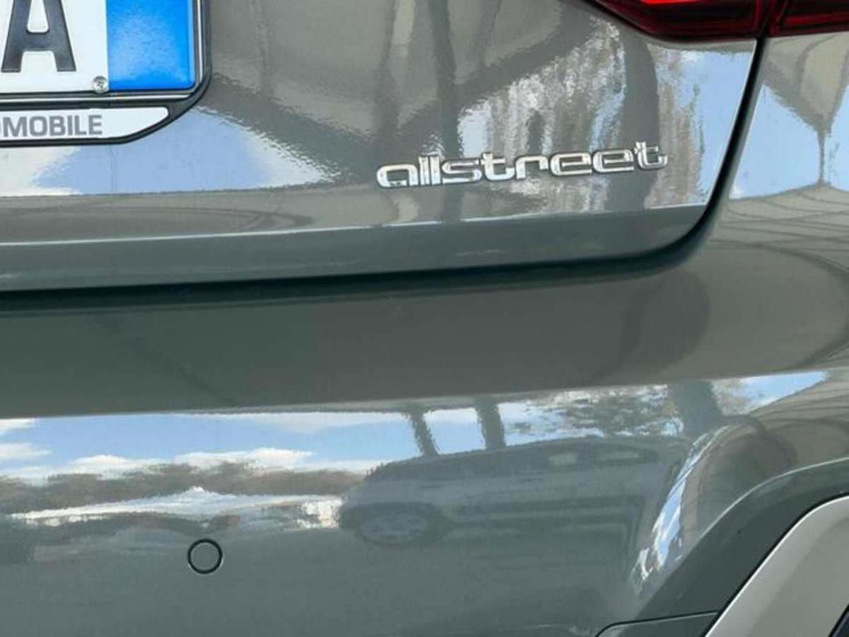 Audi A1 allstreet allstreet 30 TFSI S tronic Identity Contrast (5)