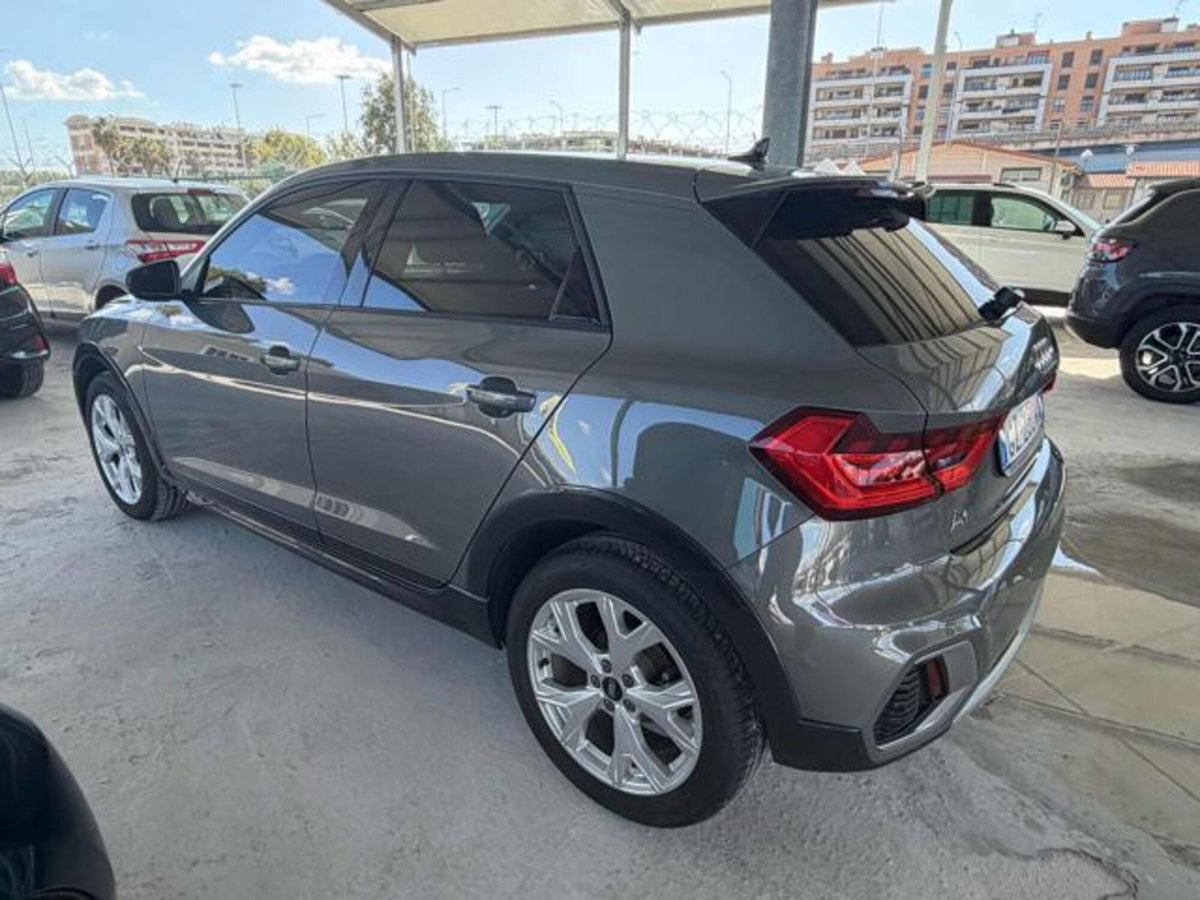 Audi A1 allstreet allstreet 30 TFSI S tronic Identity Contrast (7)