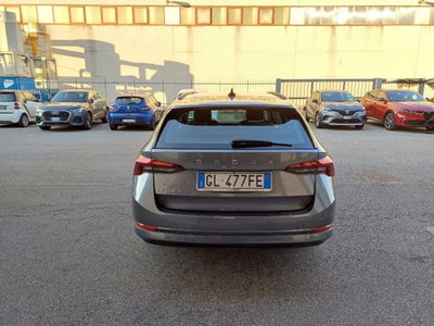 Skoda Octavia Station Wagon 2.0 TDI EVO SCR 150 CV DSG 4x4 Wagon Executive (3)