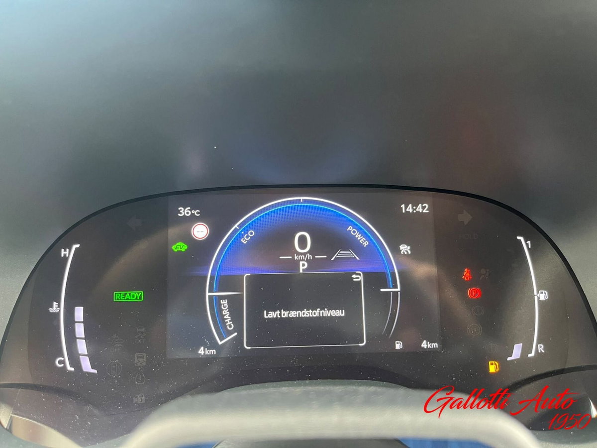 Toyota Yaris Cross Active fwd 115cv e-cvt (12)