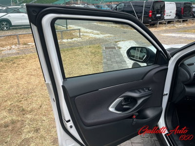 Toyota Yaris Cross Active fwd 115cv e-cvt (16)