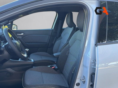 Renault Captur 1.2 eco-g Techno 120cv (12)