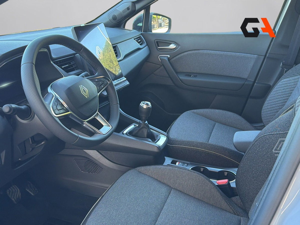 Renault Captur 1.2 eco-g Techno 120cv (9)