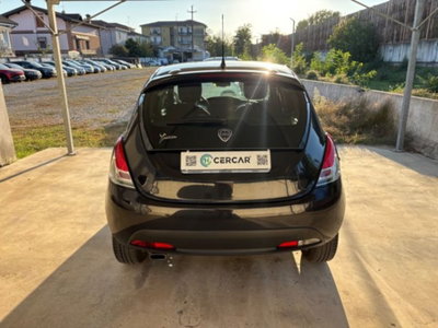Lancia Ypsilon 1.2 69 CV 5 porte Silver (5)