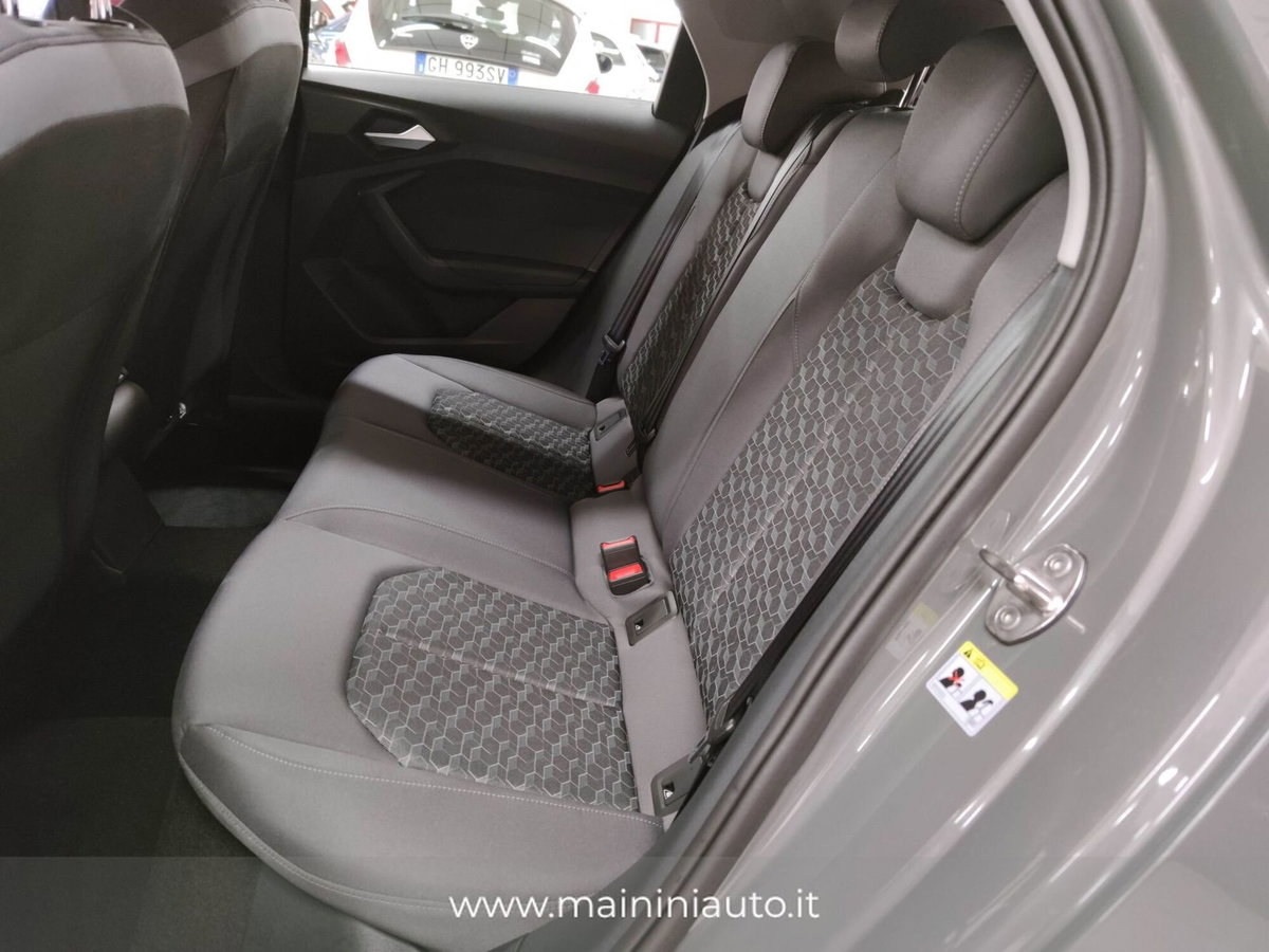 Audi A1 Sportback 30 TFSI S tronic Advanced (16)