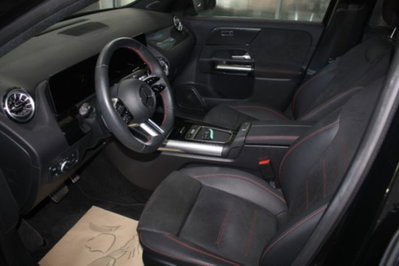Mercedes-Benz GLA SUV 200 d AMG Line Premium Plus 4matic auto (8)