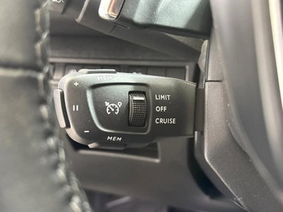 Peugeot 3008 Hybrid 225 e-EAT8 Allure Pack (13)