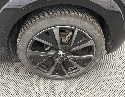 Peugeot 208 PureTech 100 Stop&Start EAT8 5 porte GT (11)