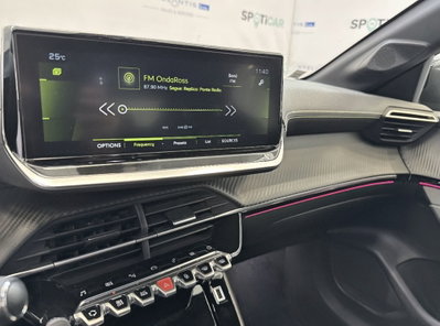 Peugeot 208 PureTech 100 Stop&Start EAT8 5 porte GT (15)