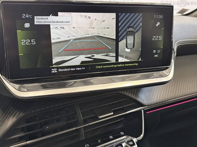 Peugeot 208 PureTech 100 Stop&Start EAT8 5 porte GT (18)