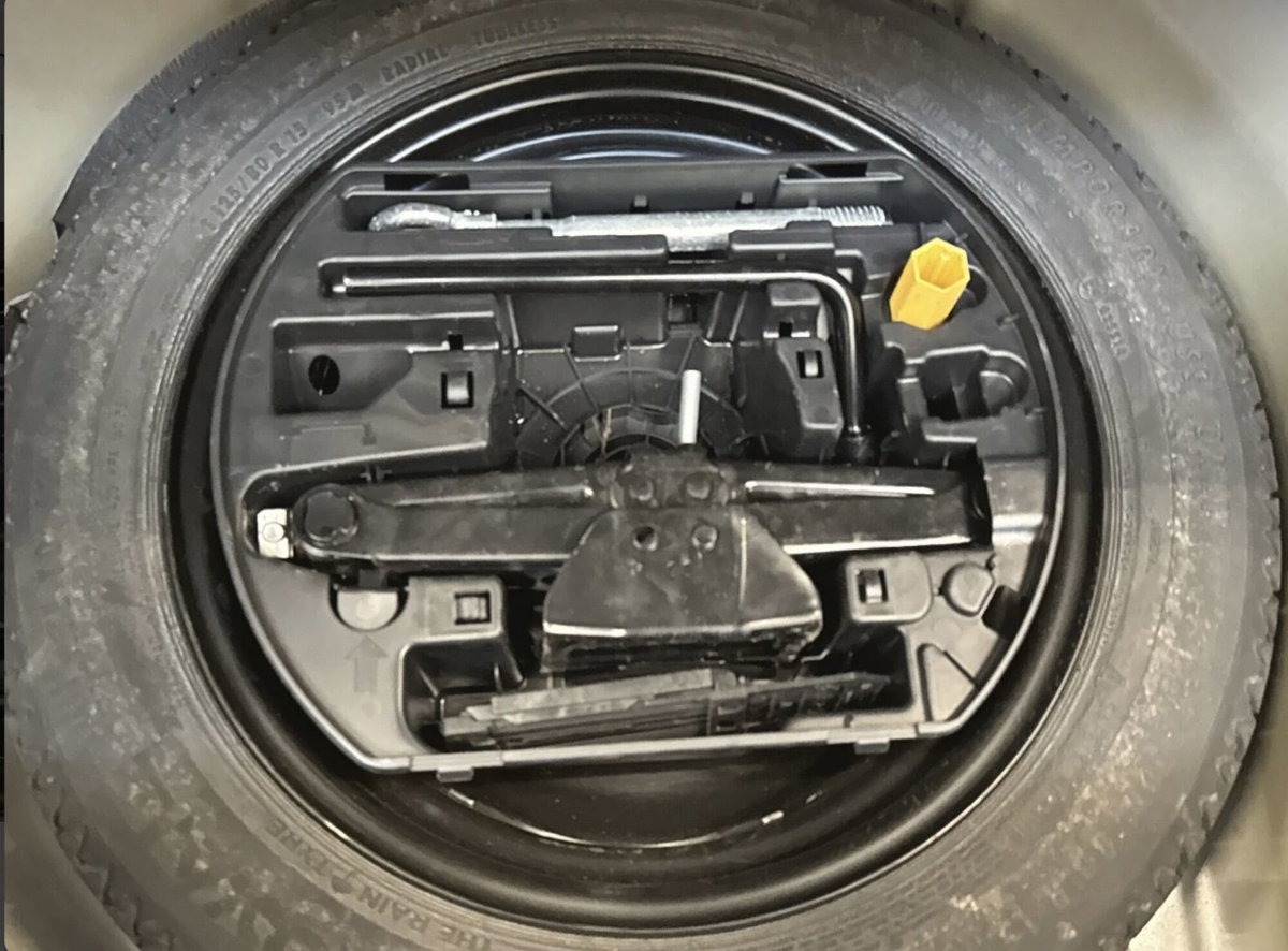 Peugeot 208 PureTech 100 Stop&Start EAT8 5 porte GT (19)