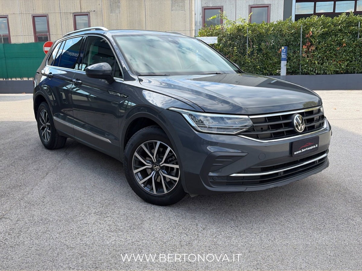 Volkswagen Tiguan 1.5 TSI 150 CV DSG ACT Life (2)